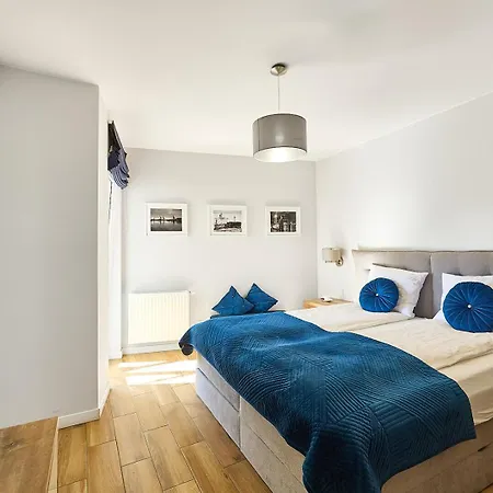 Golden Hour Apartments- Cesarskie 636 Lejlighed *