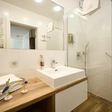 Golden Hour Apartments- Cesarskie 636 * Świnoujście (Swinemünde)