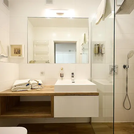 Golden Hour Apartments- Cesarskie 636 Świnoujście (Swinemünde)